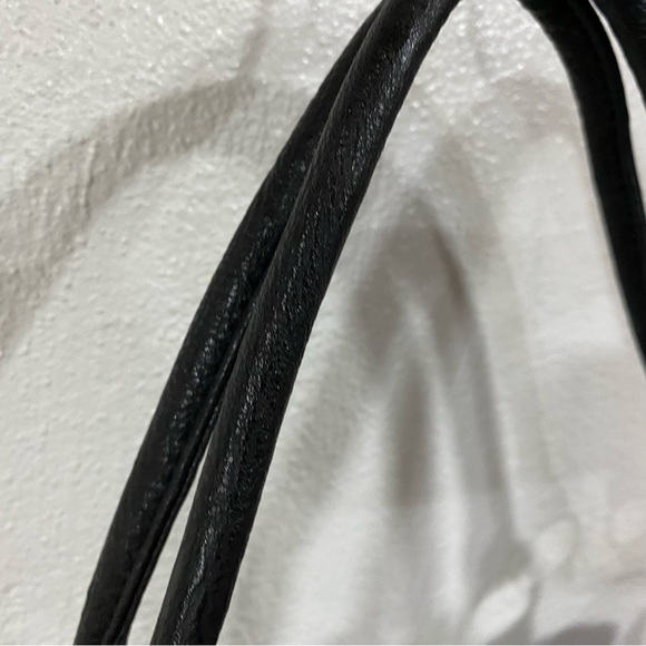 Black Vinyl Handbag Purse Bejeweled Zipper Gold Hardware Bag Double Handles - Picture 4 of 16